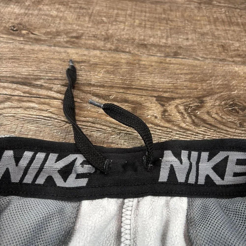 Nike Sweatpants Men's Small Gray Dri-FIT Fleece Pockets Drawstring Pants